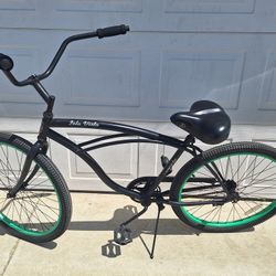3G Bikes Isla Vista beach cruiser bicycle. 
