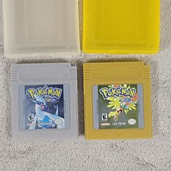Pokémon Silver and Gold  Version game cartridge