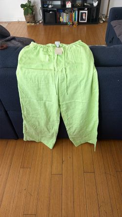 Green Pants 