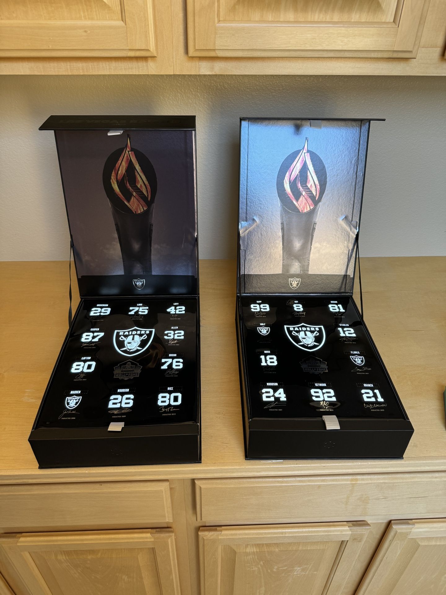 Sabrina Carpenter Short N Sweet Concert Tickets Crypto Arena Los Angeles  Sunday November 23 Sec 105