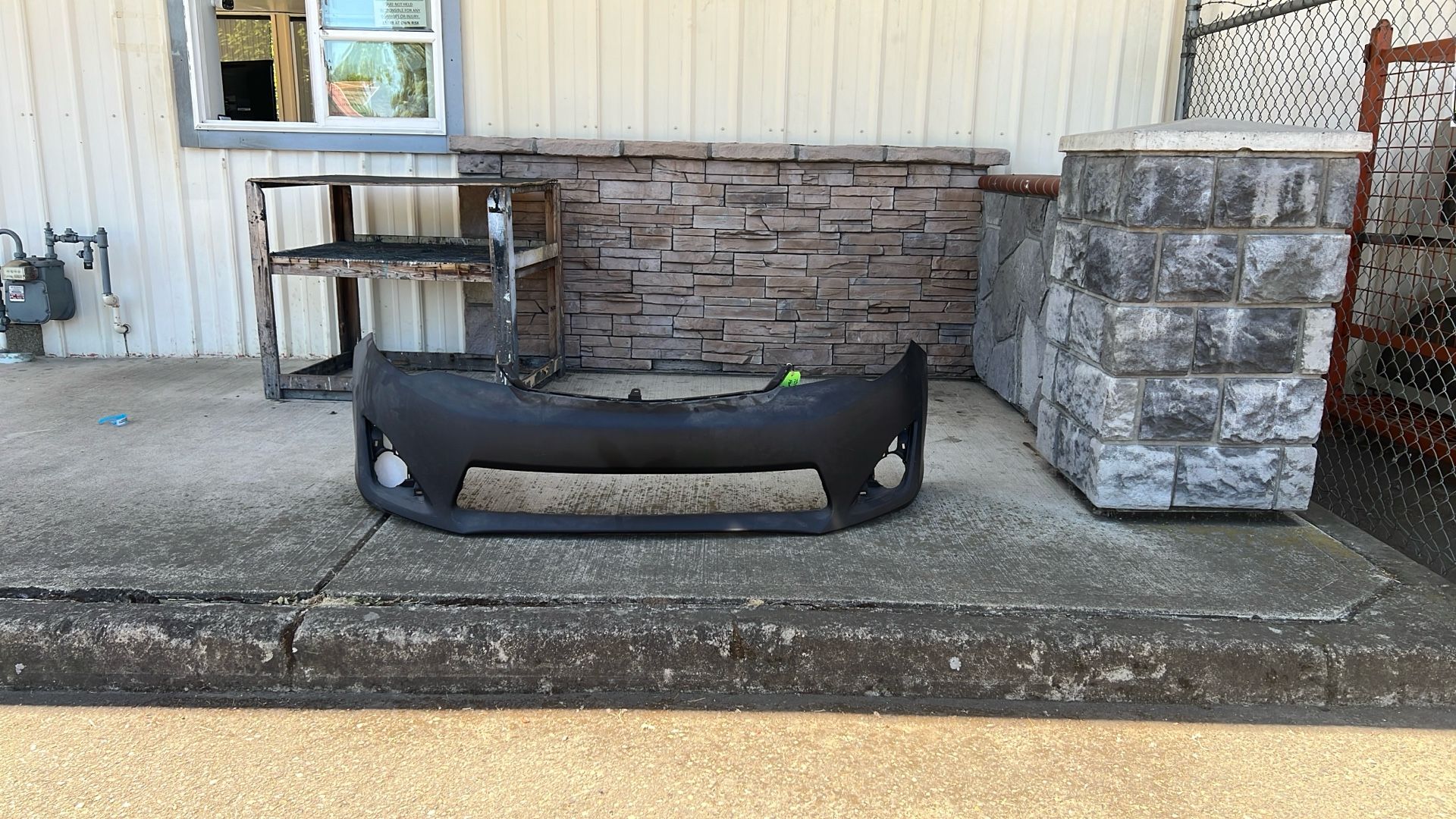 2012 To 2014 Toyota Camry Front Bumper #B656 TO1000 378