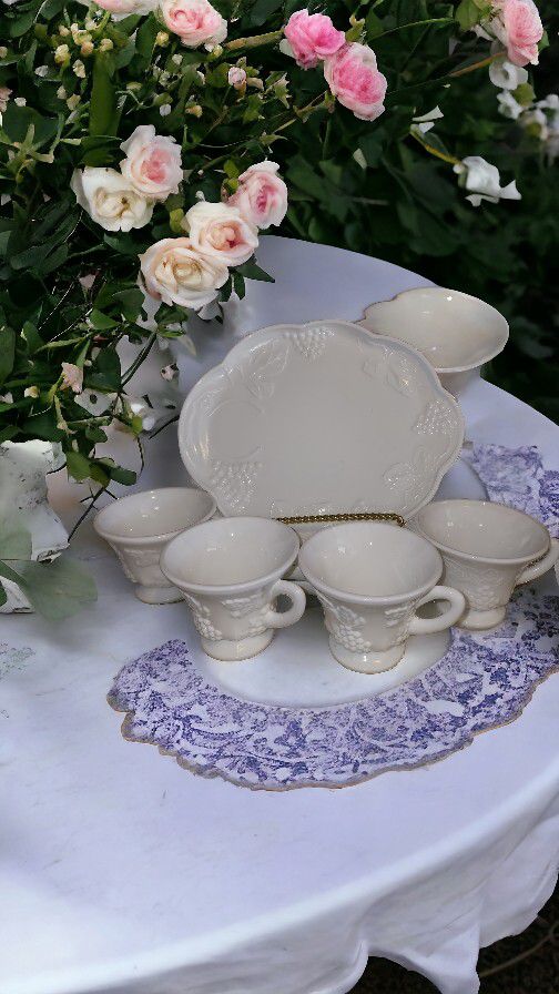 Vintage Anchor Hocking Milk Glass Luncheon  Plates & Cups