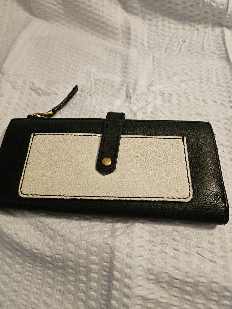 Fossil wallet