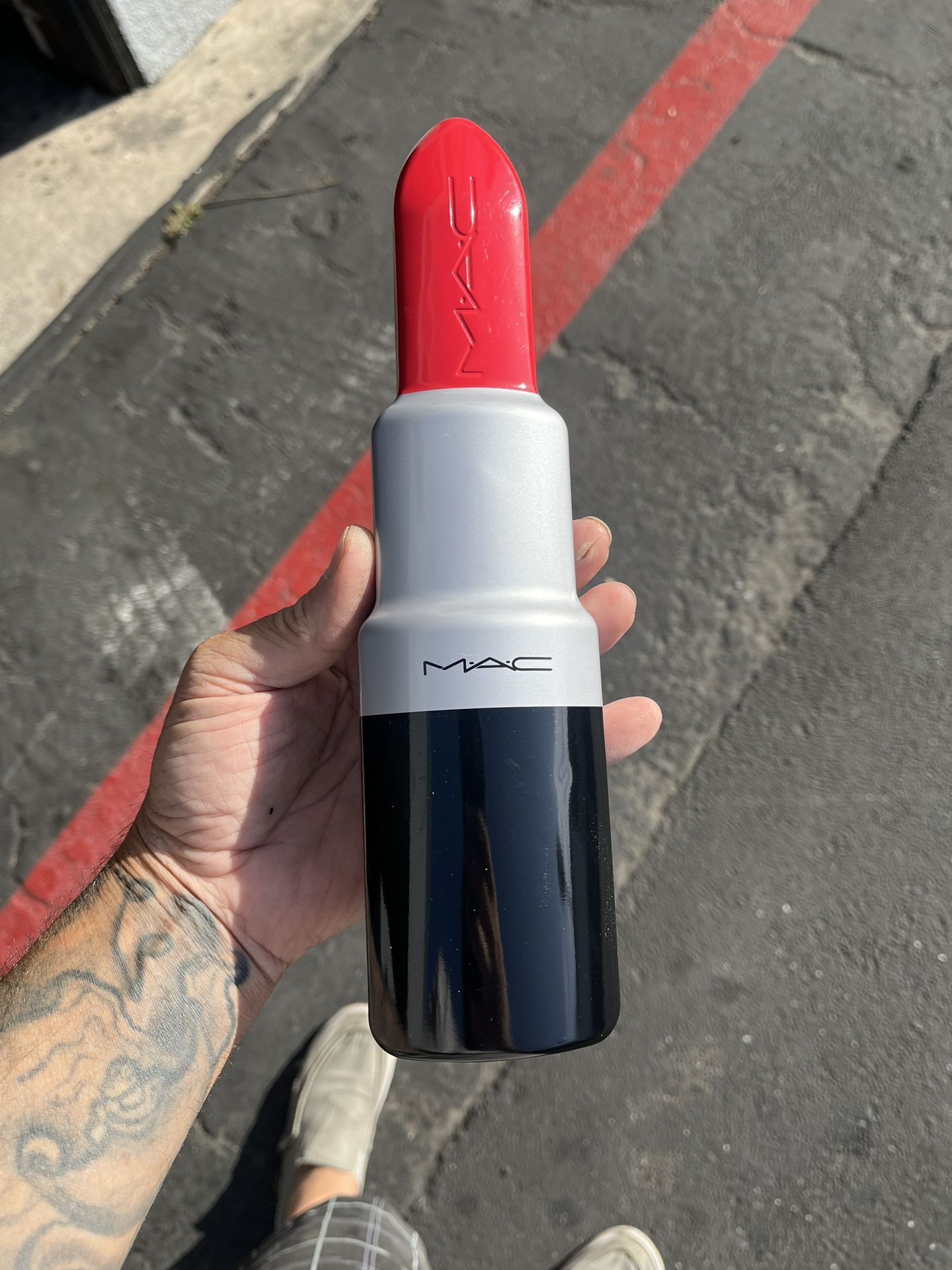 MAC Cosmetics Ruby Woo Lip Tin / Limited Edition