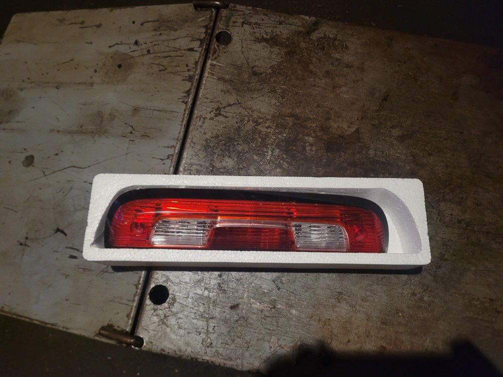 2014 Chevy Silverado Cab Light 