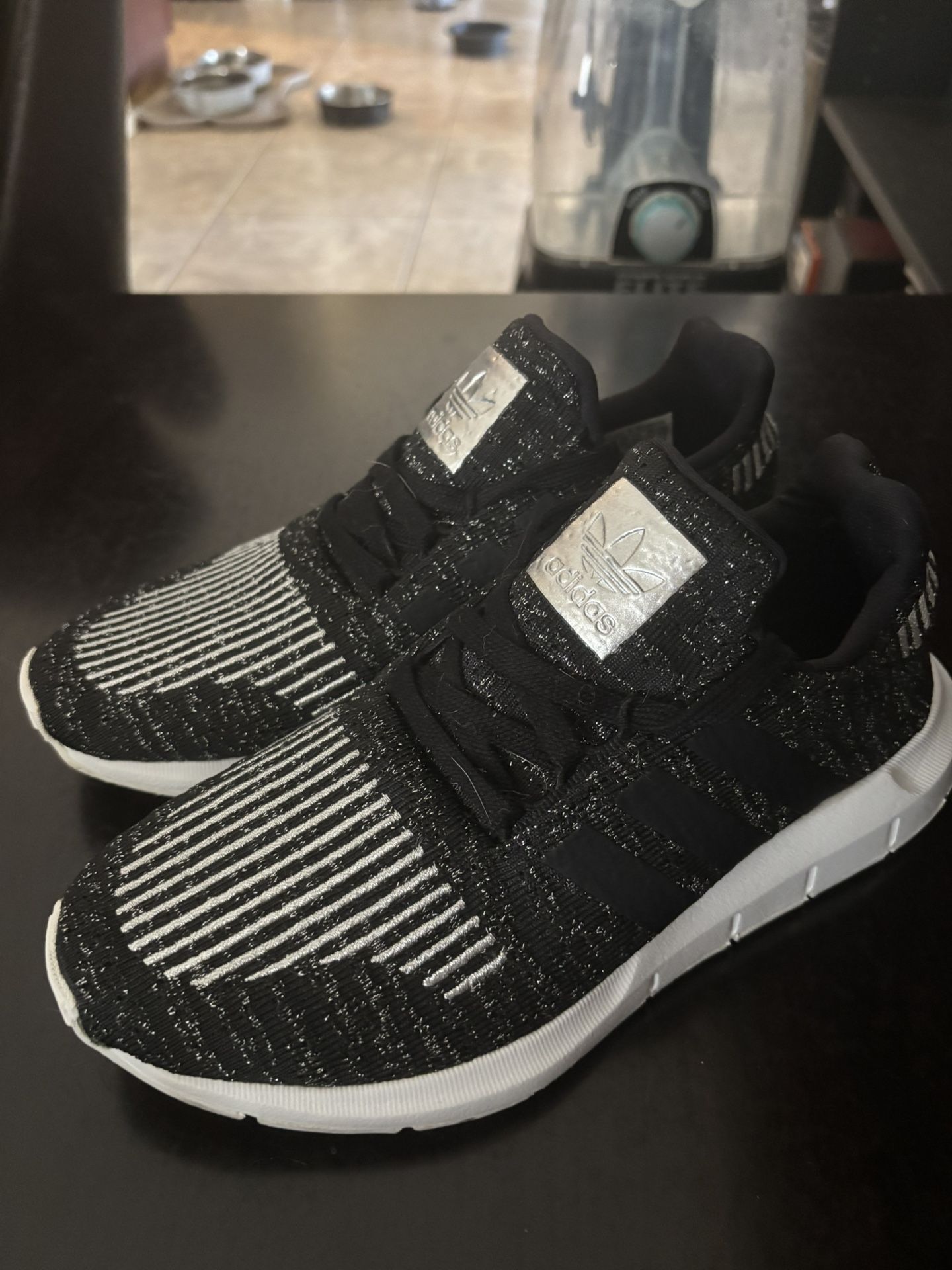 Adidas Shoes Women Size 6 $10