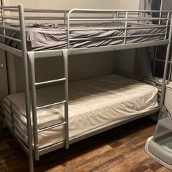 IKEA Svarta Twin Bunk Beds With Mattresses 