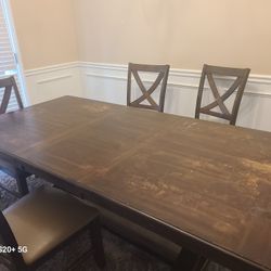 Dining Table Set