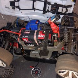 RC VXL Rustler 6cell