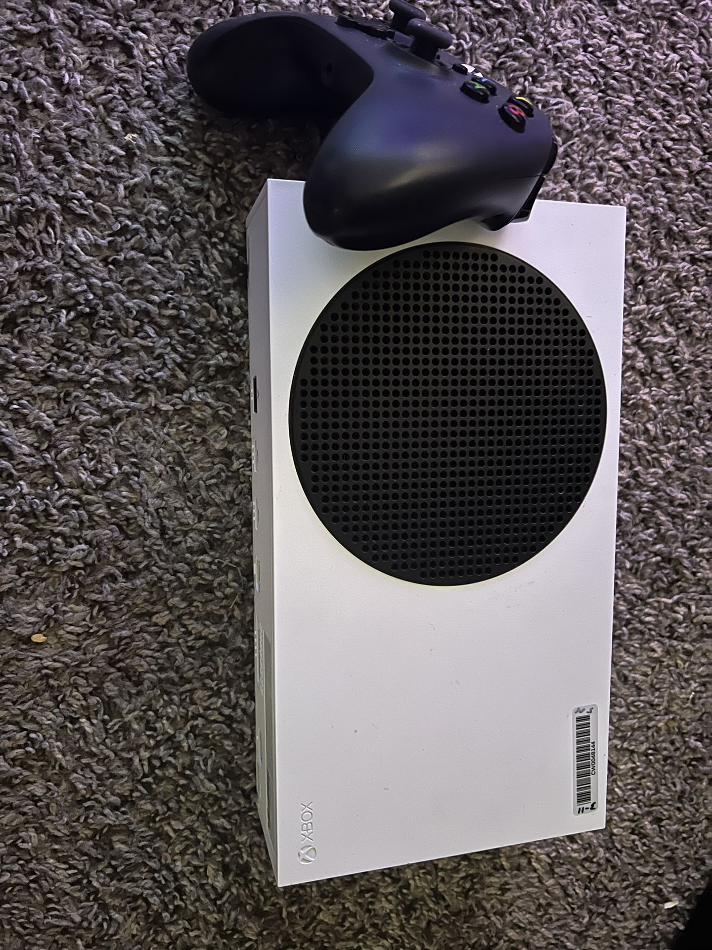 Xbox Series S, Come With The Cords & Two Controllers