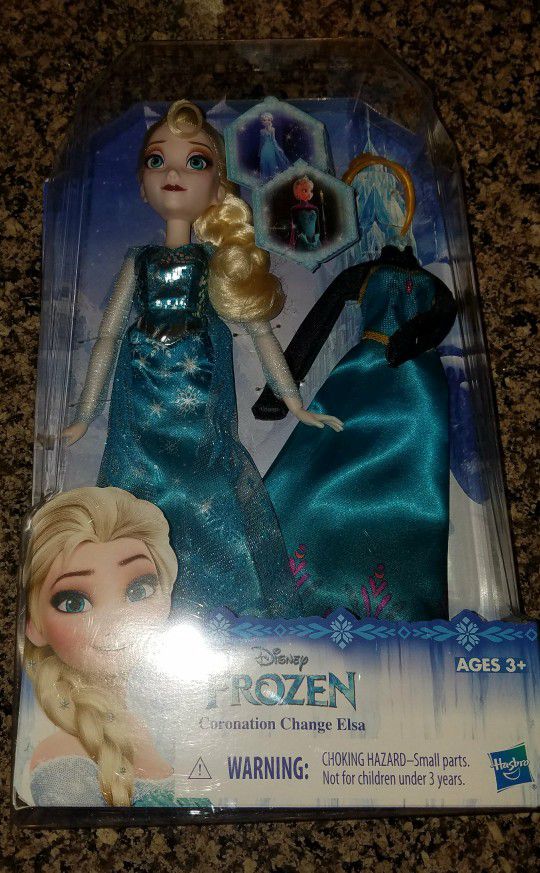 New Frozen Elsa Barbie Doll
