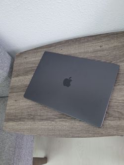 10% off uptp 50$ each item Valid until June 30th - Apple - MacBook Pro 16" Laptop - M3 Max chip (A2991) 36GB RAM | 1TB SSD | 30-core GPU