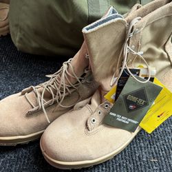Military Surplus Belleville GoreTex Combat Boots, 12 W