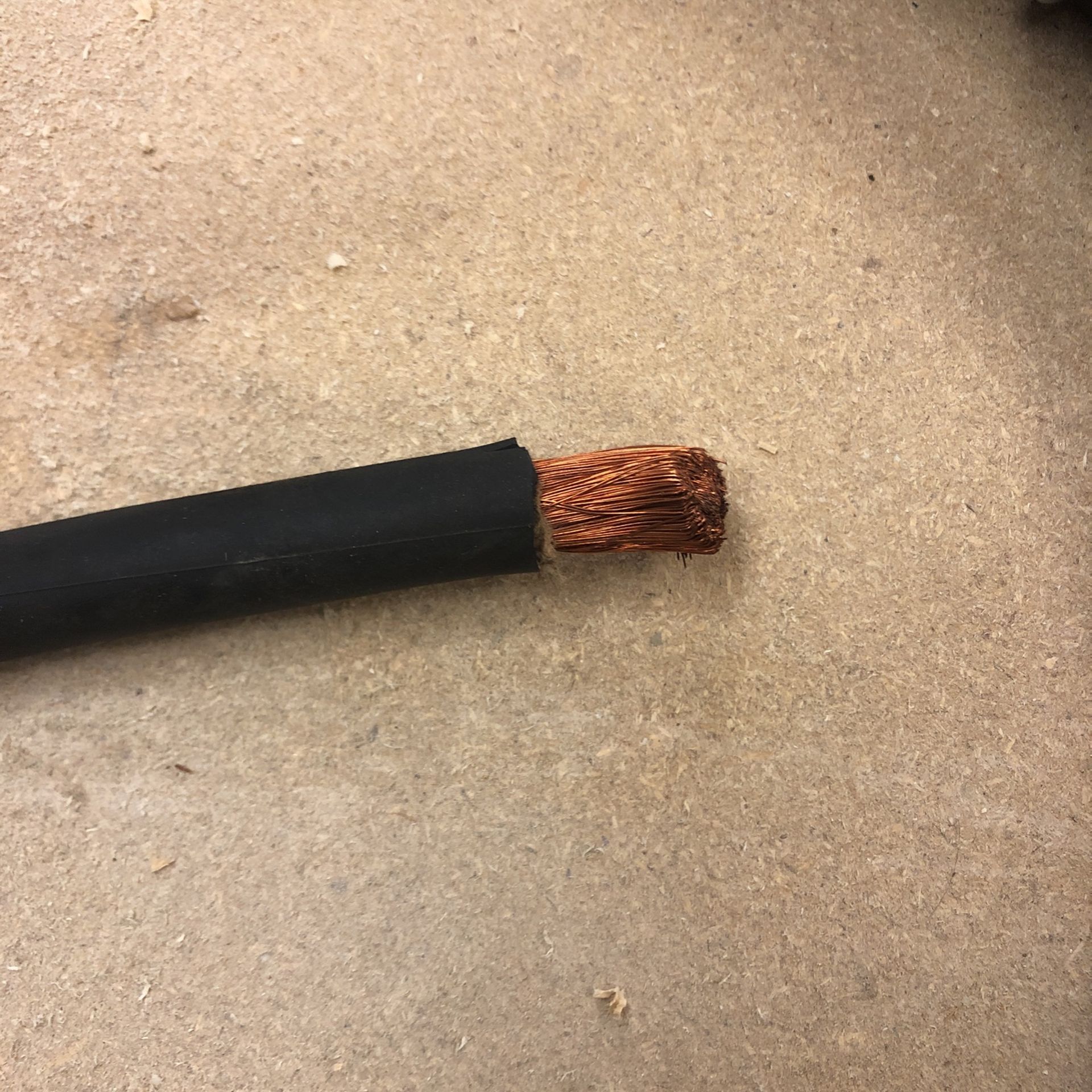 24 foot of copper welding cable