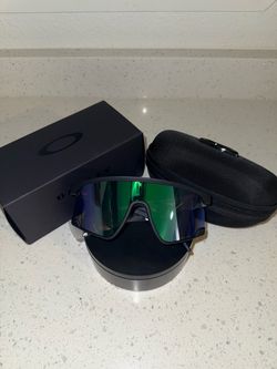 Oakley Shield Sunglasses with Case and Box