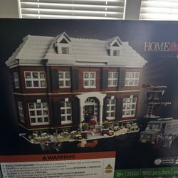 Home Alone Lego Set