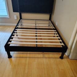 Platform Bed 
