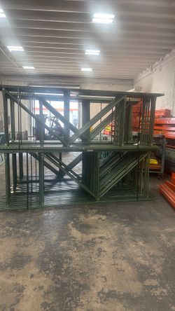 Upright 10x42