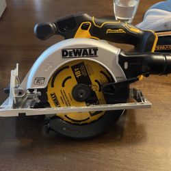Cordless Dewalt Circular Saw