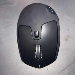 Brand New Logitech M720 Bluetooth Mouse 