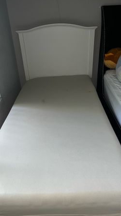 Twin bed and mattress for sale!!!