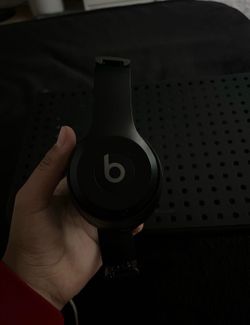 Beats Solo 4s