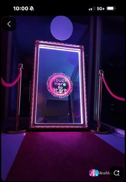 PHOTO BOOTH MIRROR