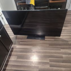 PS4 And 60 Inch Samsung TV With Bazooka, Camera , 2 Controllers And Two Sticks