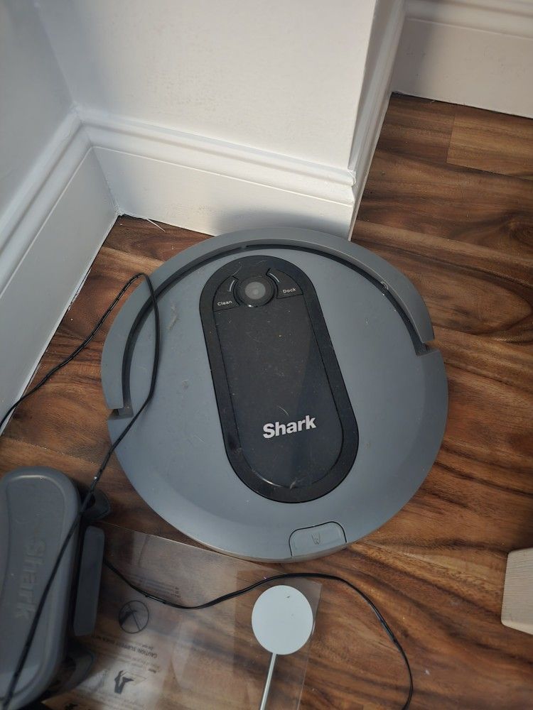 Shark Robot Vacuum