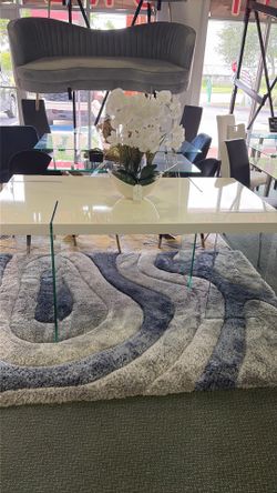 WHITE DINING TABLE - tempered glass base 🤍🤍