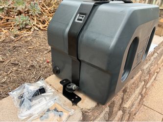 FRONT RUNNER PRO WATER TANK WITH MOUNTING SYSTEM / 42L