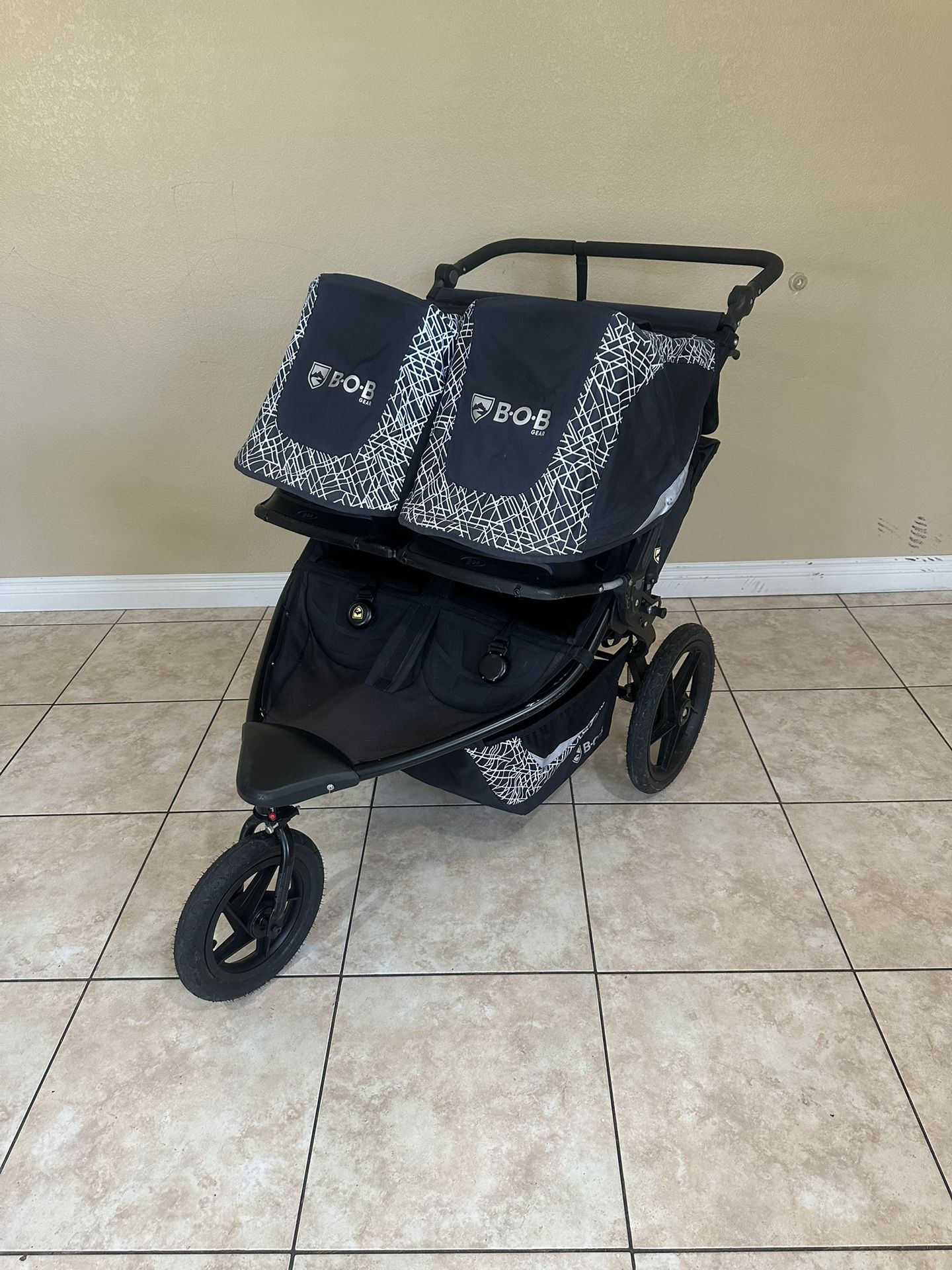 Bob Revolution Flex 3.0 Double Jogging Stroller 