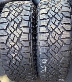 2 Llantas Usadas Good Year Duratrac 265/65/17 $250 el par