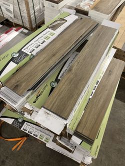 TrafficMASTER Rigid Core Vinyl Plank Flooring Edwards Oak 1,044 sq ft take all