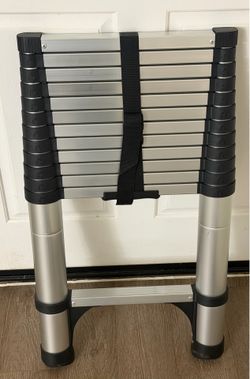 12.5ft Telescoping Ladder