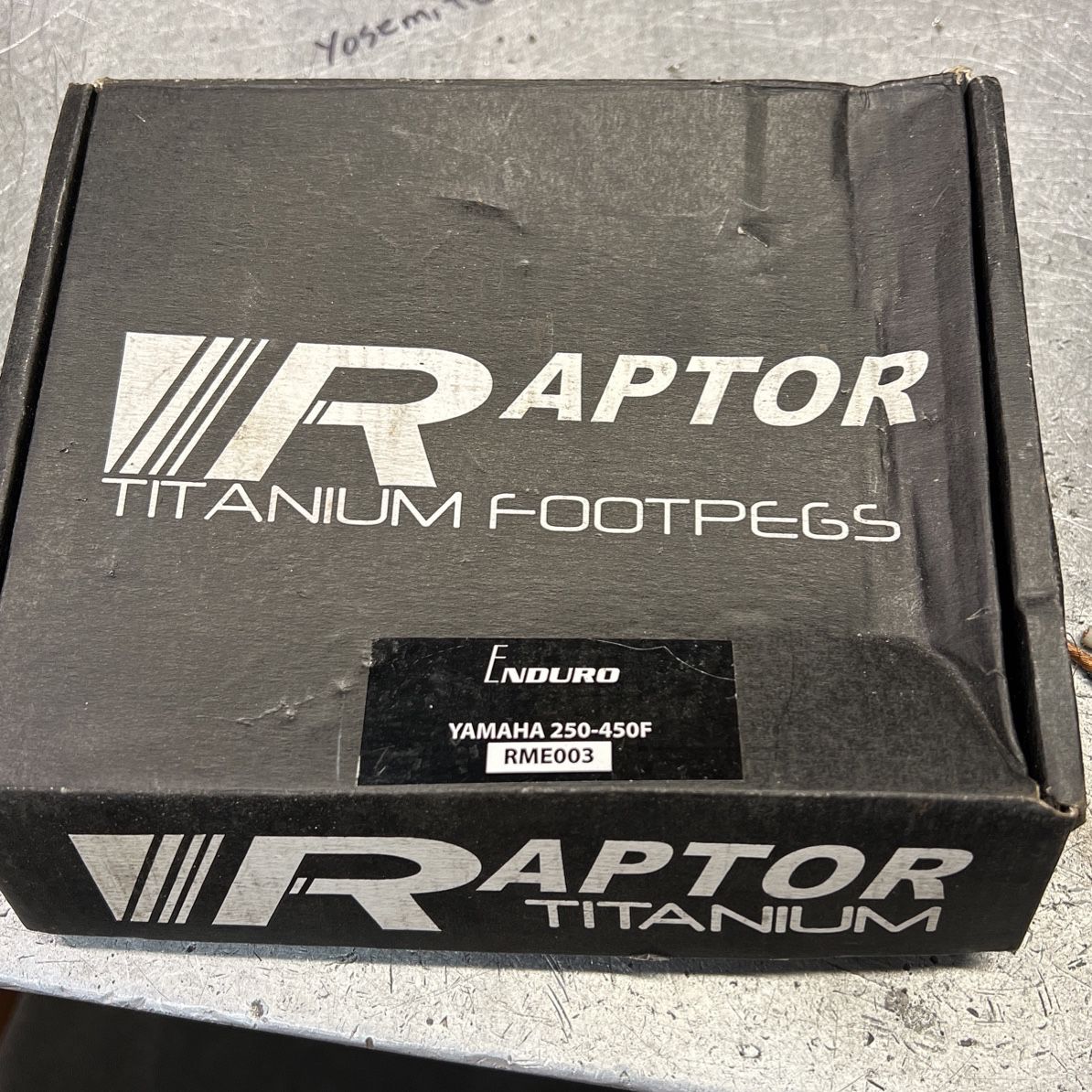 Raptor Titanium Footpegs For Yamaha