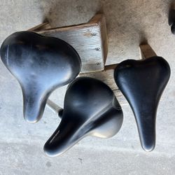 3 Vintage Bicycle Seat  Near Mint.