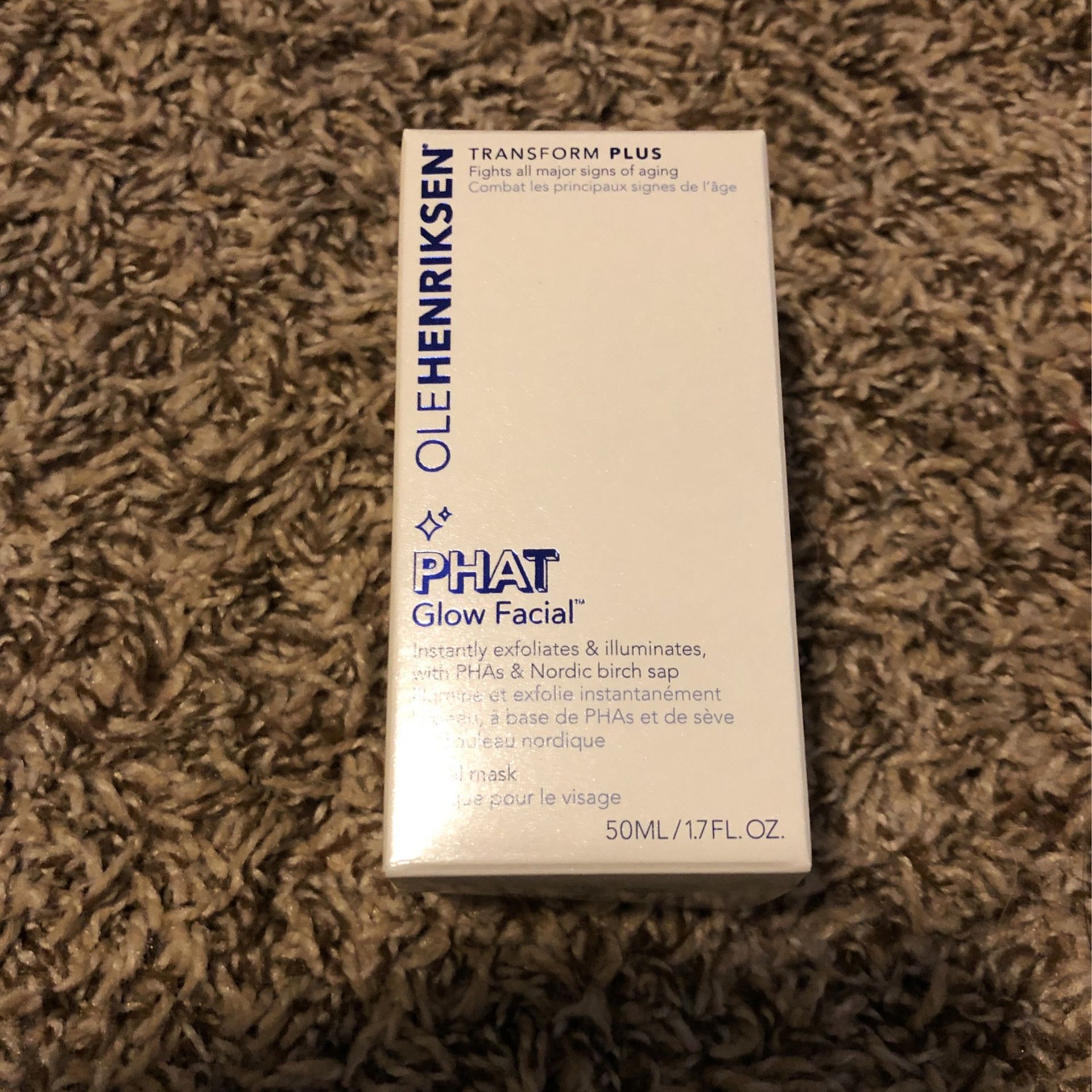OLEHENRIKSEN Glow Facial