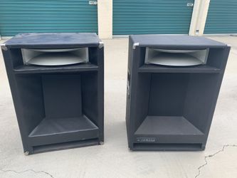 Yamaha - Subwoofers with Horn (2) DJ / Band