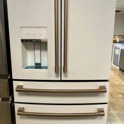 Cafe CVE28DP4NW2 27.6 Cu. ft. White 4-Door French Door Refrigerator