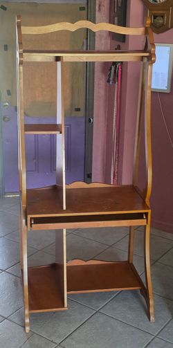 Wood desk with drawer