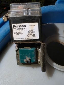 Vintage Furnas 47AB10B* Industrial Alternating Relay - Open Type