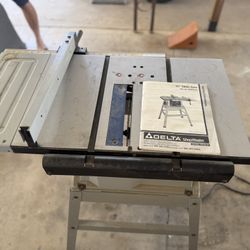 DELTA Table Saw