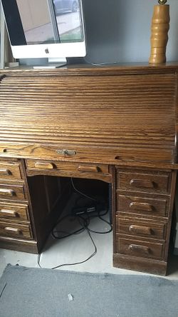Roll top Desk Oakcrest
