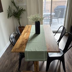 Dining Room Table 