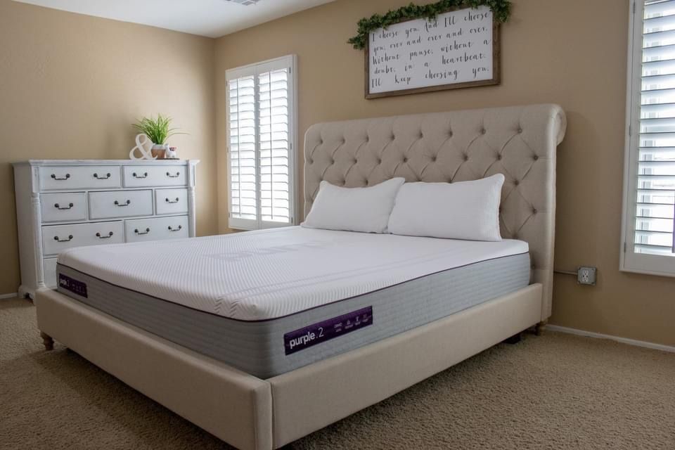 Purple Hybrid .2 King Size Mattress- Like New!