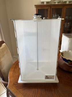 Cake safe box