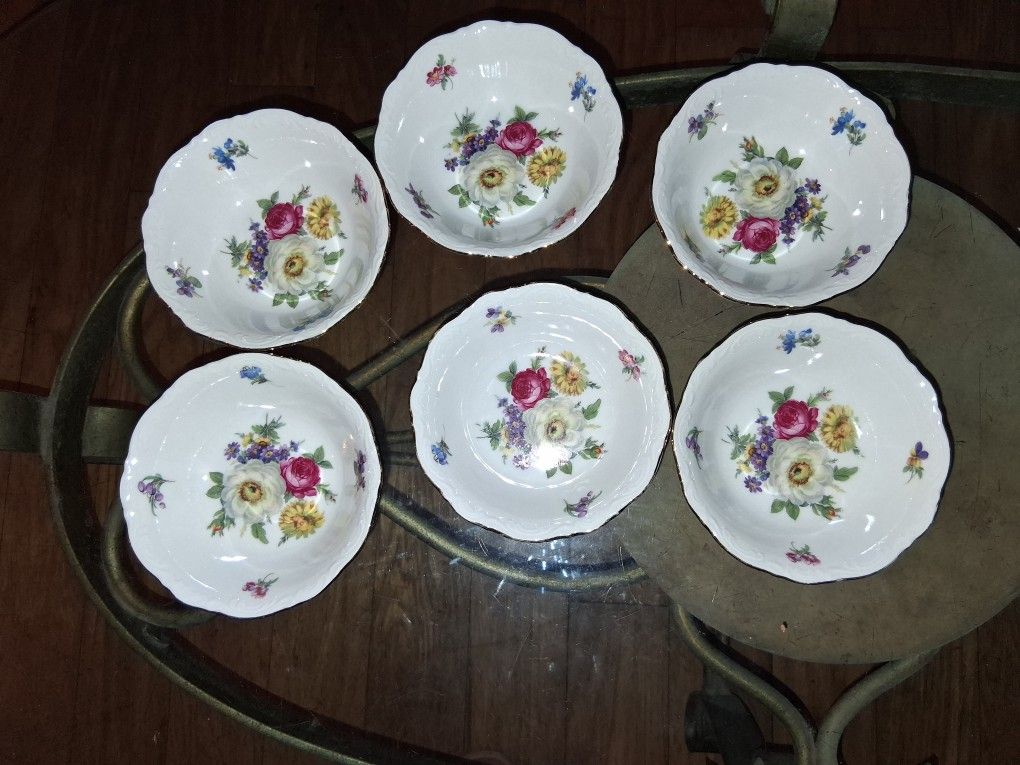 Small Plates(Mitterteich Bavaria Made In Germany) $38