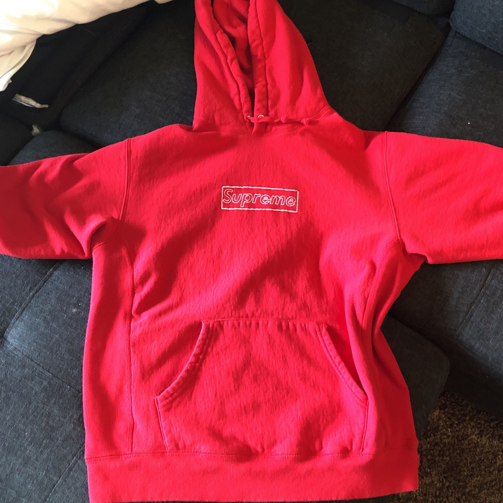 Red Supreme Hoodie. (medium)