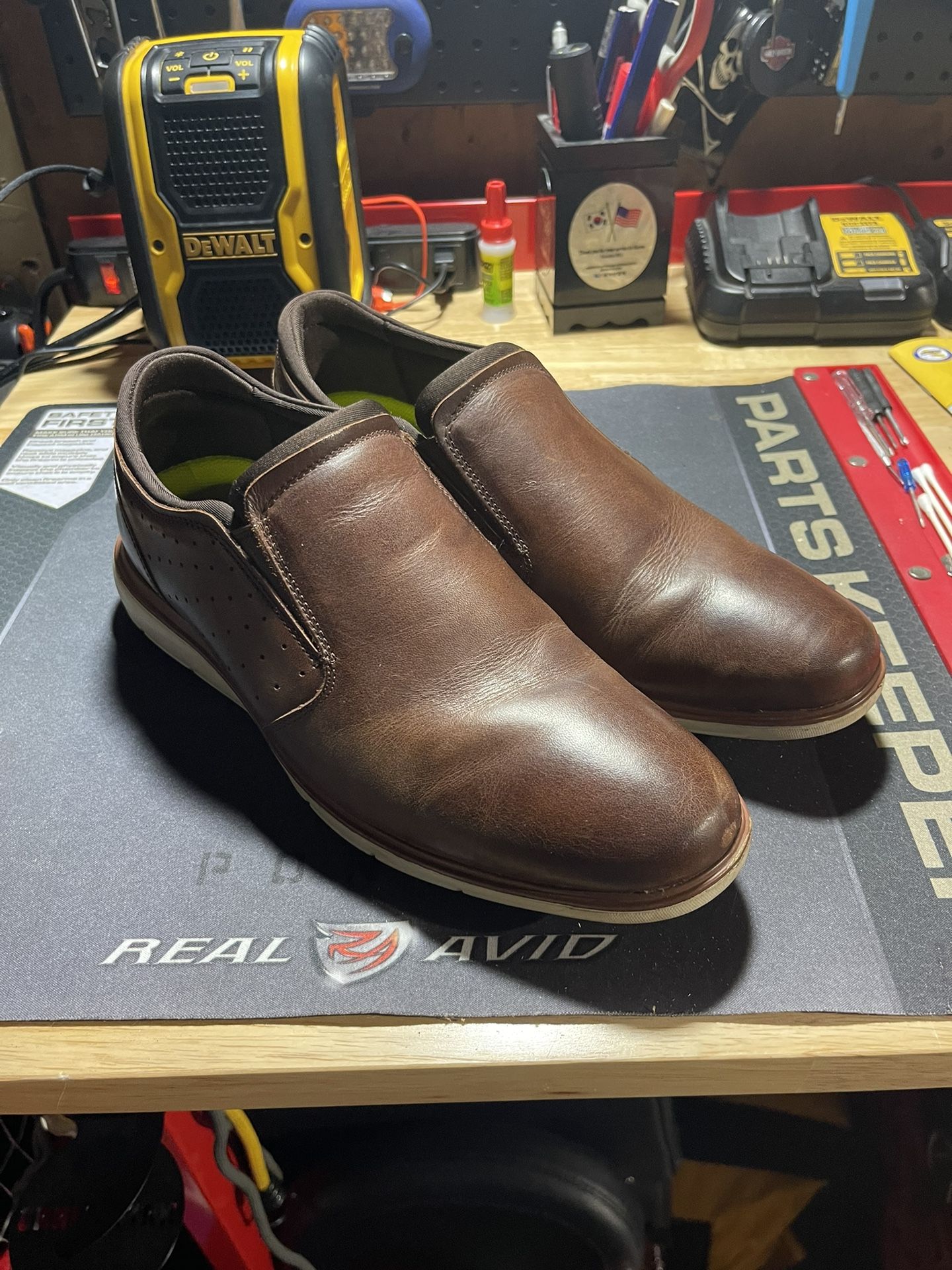 Men’s Florsheim Leather Comfortech Slip-On Dress Shoes Size 9